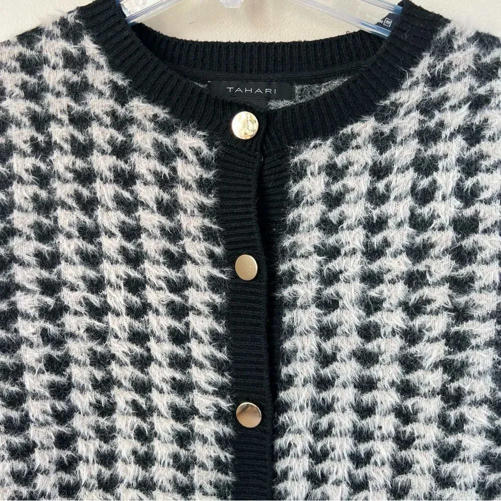 Tahari Women's Black White Soft Fuzzy Eyelash Houndstooth Cardigan Sweater Large - Picture 2 of 11